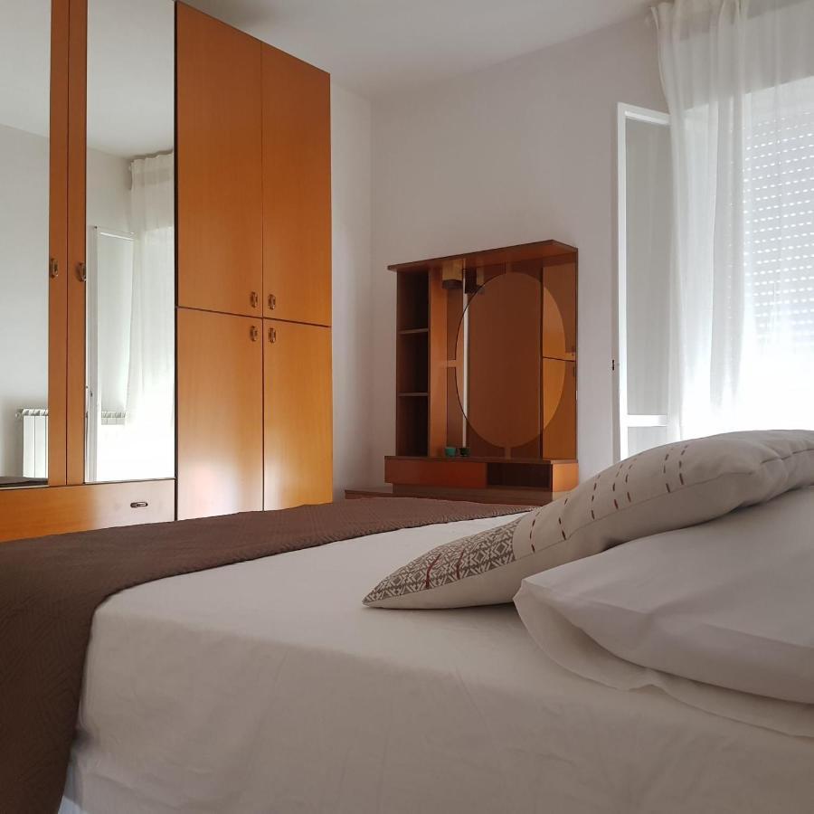 Kennedy Apartment Термолі Екстер'єр фото